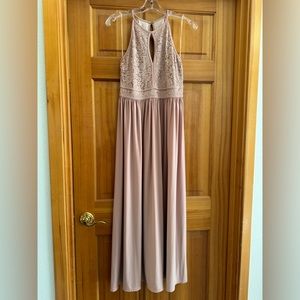 Nightway blush maxi gown 8p